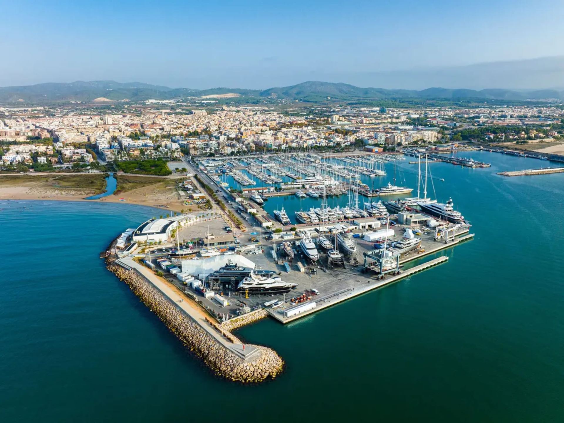 Vilanova Grand Marina photo 1